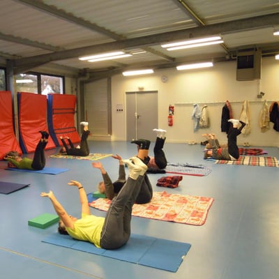 yoga-1.jpg